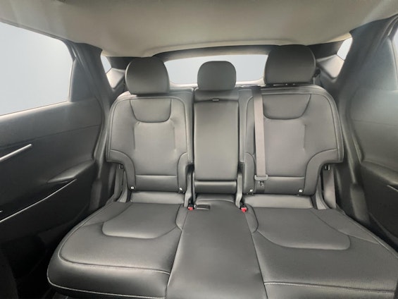 Vehicle image 6 Vehicle image 6