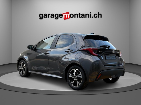 Vehicle image 3 Vehicle image 3