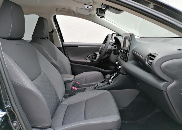 Vehicle image 6 Vehicle image 6