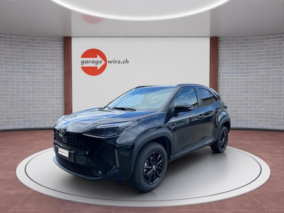 First vehicle image