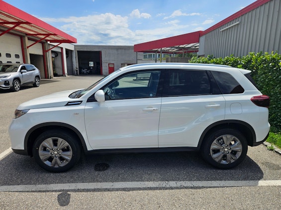 Vehicle image 2 Vehicle image 2