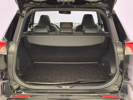 Vehicle image 28 Vehicle image 28