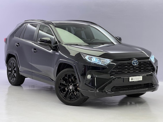 Vehicle image 18