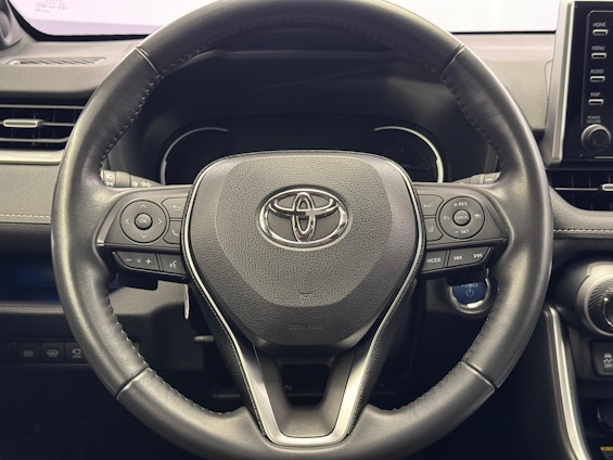 Vehicle image 29 Vehicle image 29