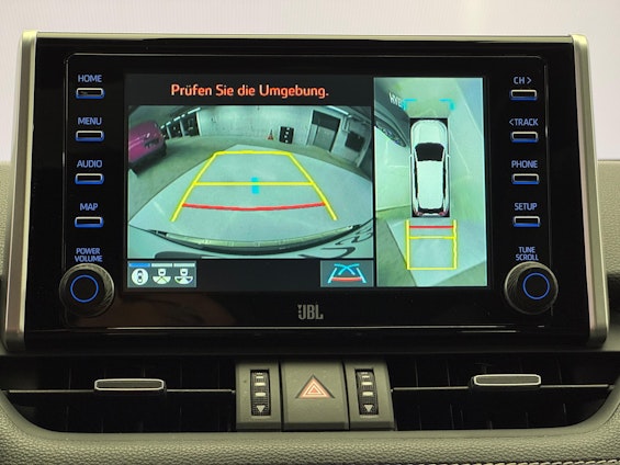 Vehicle image 32 Vehicle image 32