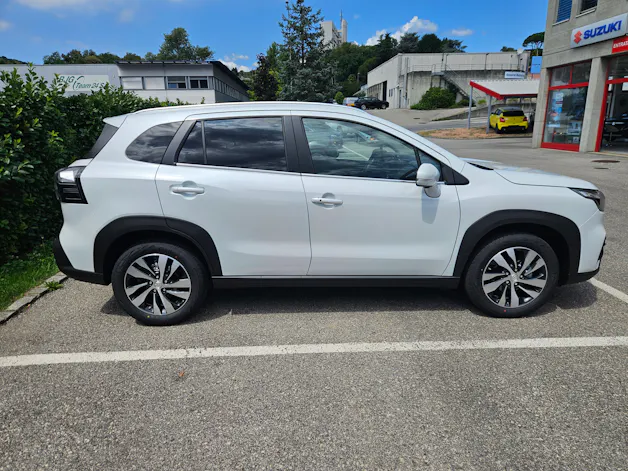Suzuki S-Cross 1.4 T Compact Top Hybrid 4x4