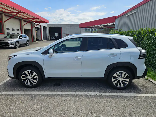 Suzuki S-Cross 1.4 T Compact Top Hybrid 4x4
