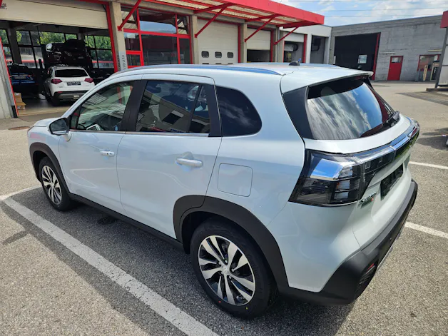 Suzuki S-Cross 1.4 T Compact Top Hybrid 4x4