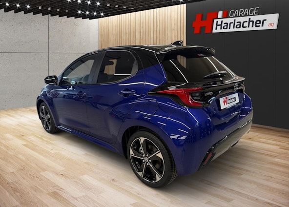 Vehicle image 6 Vehicle image 6