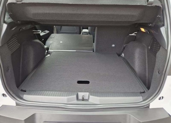 Vehicle image 13 Vehicle image 13