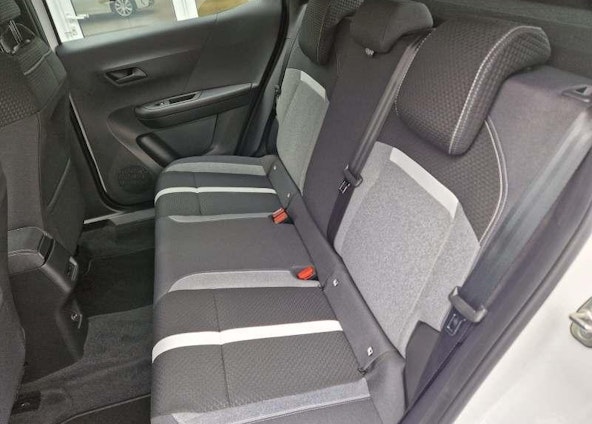 Vehicle image 11 Vehicle image 11