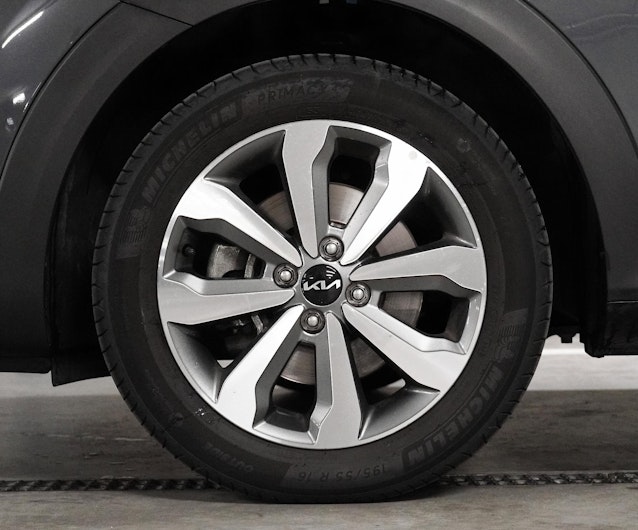 Vehicle image KIA STONIC