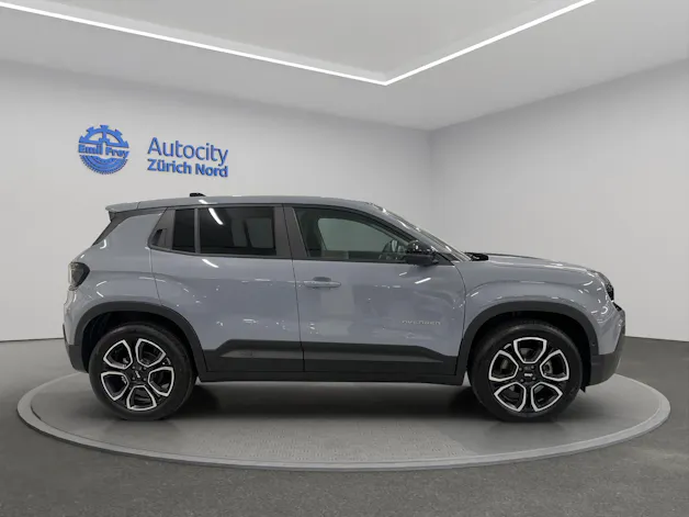 Jeep Avenger Summit
