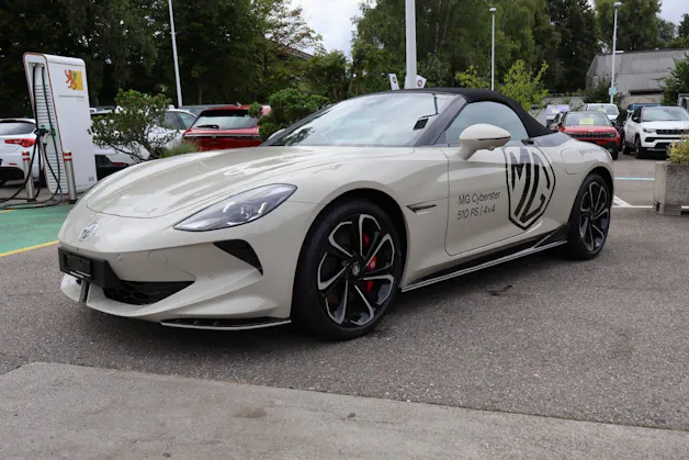 MG Cyberster 77kWh 4WD