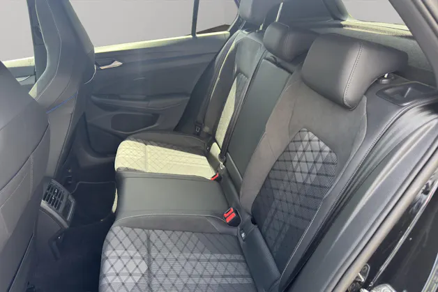 VW Golf 1.5 e TSI mHEV R-Line DSG