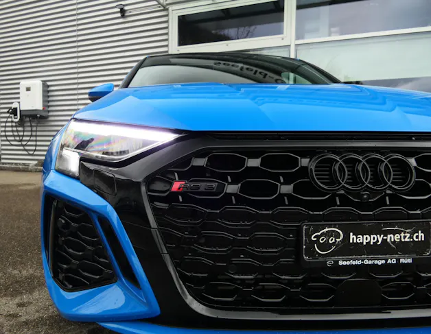 Audi RS3 Limousine 2.5 TSI quattro S-tronic