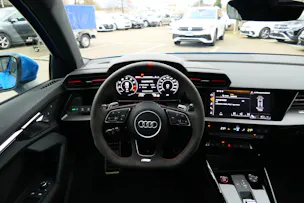 Audi RS3 Limousine 2.5 TSI quattro S-tronic