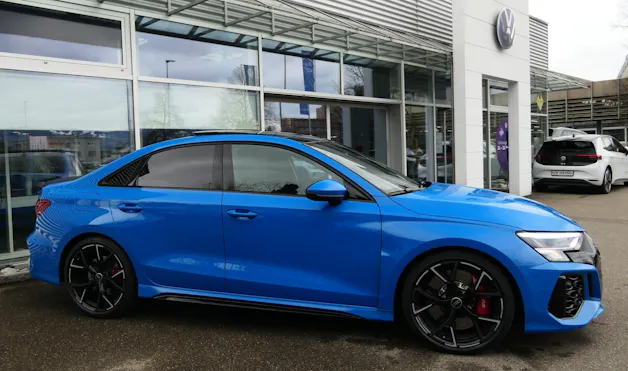 Audi RS3 Limousine 2.5 TSI quattro S-tronic