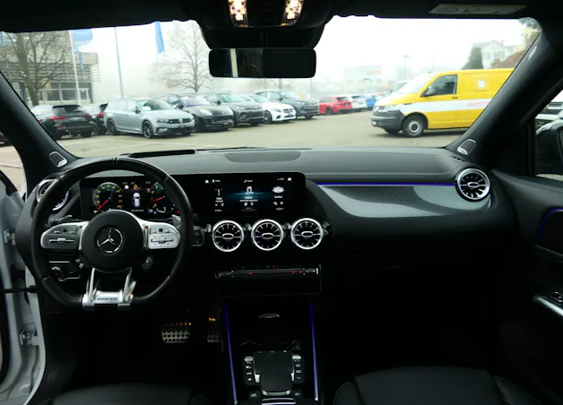 Mercedes-Benz GLA 45 S AMG 4Matic+ 8G-Speedshift DCT