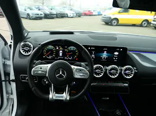 Mercedes-Benz GLA 45 S AMG 4Matic+ 8G-Speedshift DCT