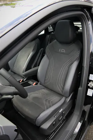 VW ID.4 Pro Performance 77 kWh Life Plus