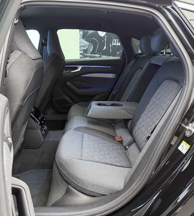 AUDI A6 Limousine TDI quattro 150 kW S tronic