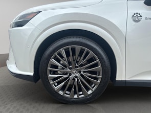 Vehicle image LEXUS RX 450h+ Excellence
