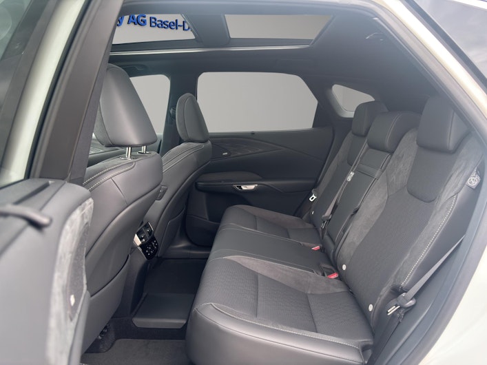 Vehicle image LEXUS RX