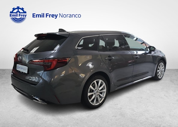 Vehicle image 4 Vehicle image 4