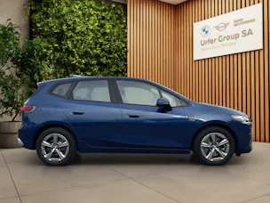 BMW 🆕 230e xDrive Active Tourer (CH) ⛽+🔌
