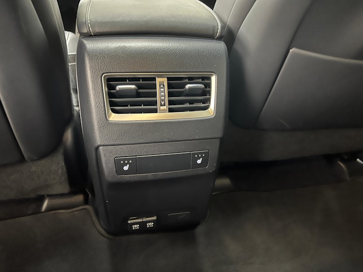 Vehicle image LEXUS RX