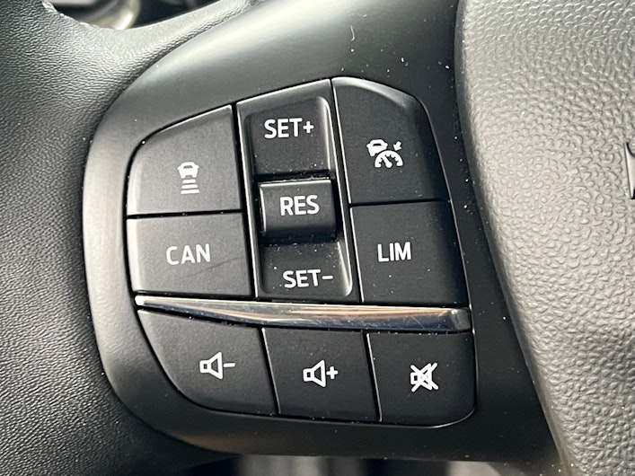 Vehicle image FORD FIESTA