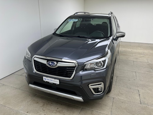 SUBARU Forester Station 2.0i e-Boxer Swiss Plus 0