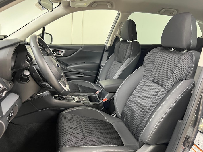 Vehicle image SUBARU FORESTER