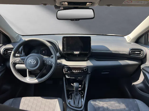 Toyota Yaris 1.5 VVT-i HSD Trend