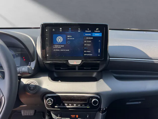 Toyota Yaris 1.5 VVT-i HSD Trend