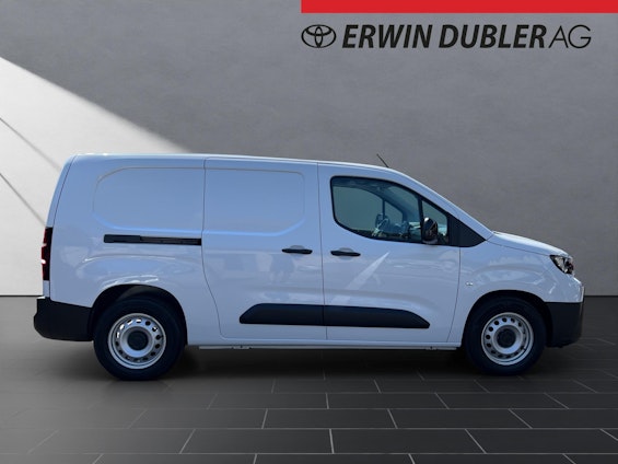 Vehicle image 2 Vehicle image 2