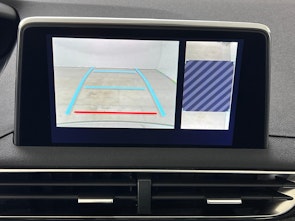 Vehicle image PEUGEOT 5008 1.5 BlueHDi GT Line