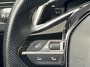 Vehicle image PEUGEOT 5008 1.5 BlueHDi GT Line