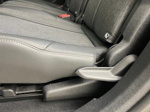 Vehicle image PEUGEOT 5008 1.5 BlueHDi GT Line