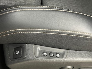 Vehicle image PEUGEOT 5008 1.5 BlueHDi GT Line