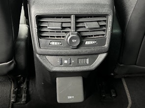 Vehicle image PEUGEOT 5008 1.5 BlueHDi GT Line