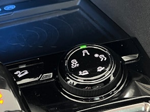 Vehicle image PEUGEOT 5008 1.5 BlueHDi GT Line