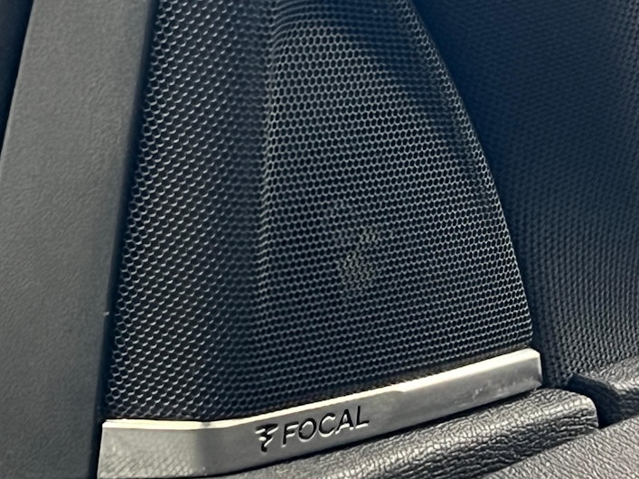 Vehicle image PEUGEOT 5008