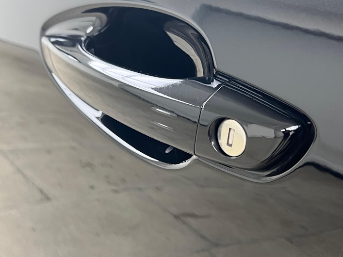 Vehicle image PEUGEOT 5008