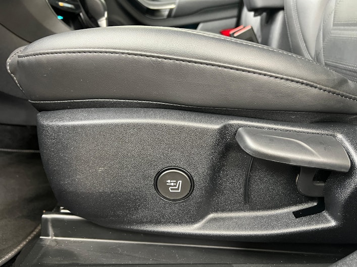 Vehicle image FORD PUMA