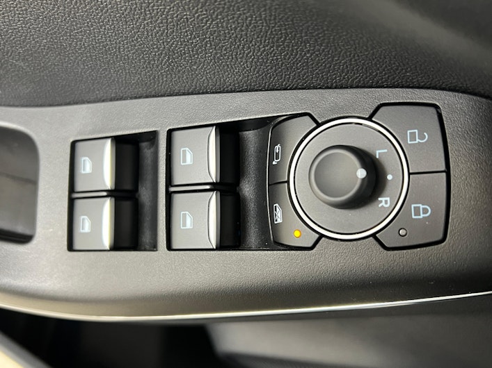 Vehicle image FORD PUMA