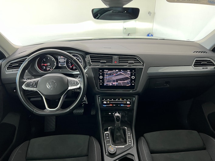 Vehicle image VW TIGUAN