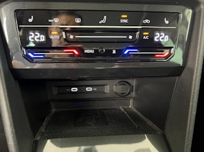 Vehicle image VW Tiguan 2.0 TDI SCR Life DSG