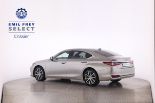 Vehicle image LEXUS ES 300h Comfort
